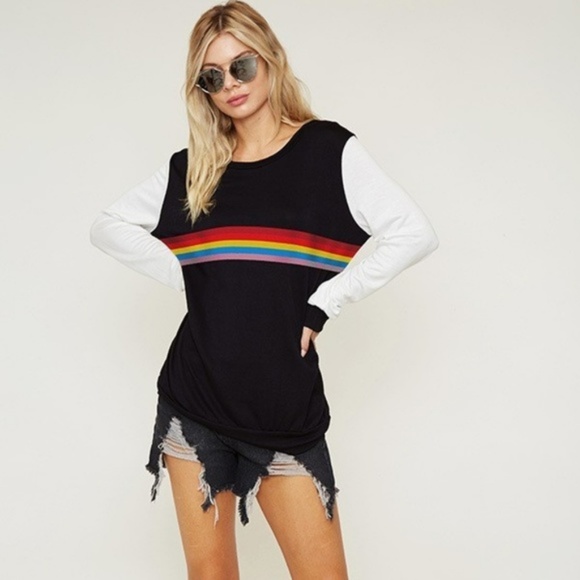 Weekend Vibes Printed Raglan Top - Picture 3 of 6